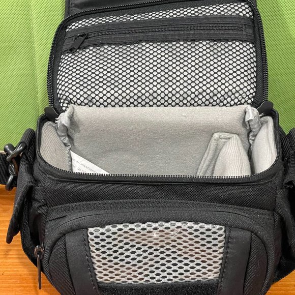 Lowepro edit 110 camera bag - Picture 5 of 5